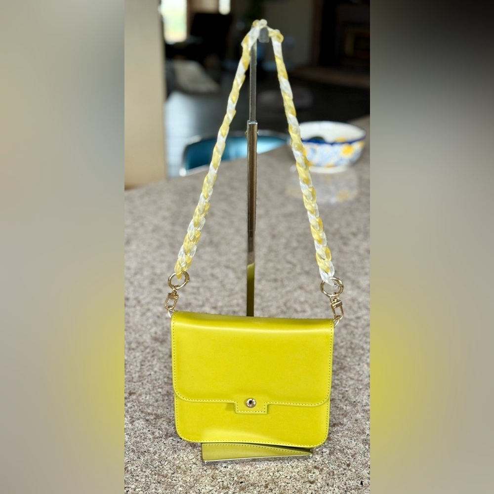 Frame‎ Le Signature Mini Leather Crossbody Bag in Chartreuse